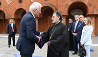 Le président Vahagn Khatchatourian a rencontré le primat du diocèse d'Arménie occidentale aux États-Unis, l'archevêque Hovnan Derderian