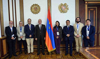  Նախագահ Վահագն Խաչատուրյանն ընդունել է &laquo;Երևանյան երկխոսության&raquo; շրջանակում Հայաստան ժամանած մի խումբ լրագրողների