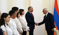 President Vahagn Khachaturyan hosted members of the &ldquo;Young European Ambassadors&rdquo; Initiative