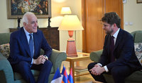 Նախագահ Վահագն Խաչատուրյանն այցելել է Հայաստանում Ֆրանսիայի դեսպանատուն