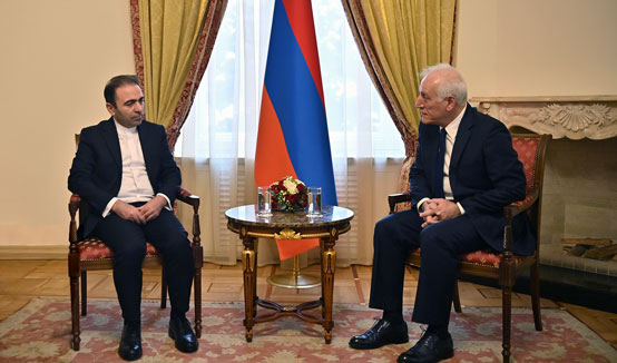 Նախագահ Վահագն Խաչատուրյանն ընդունել է Հայաստանում Իրանի դեսպան Խալիլ Շիրղոլամին