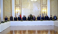 Ի պատիվ Հանրապետության նախագահ Վահագն Խաչատուրյանի Հունաստանի նախագահ Կոնստանտինոս Տասուլասի անունից տրվել է պաշտոնական ճաշ
