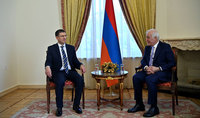 Նախագահ Վահագն Խաչատուրյանն ընդունել է Հայաստանում Բուլղարիայի դեսպան Նիկոլա Նիկոլովին