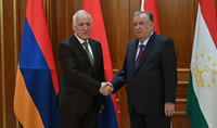 Le pr&eacute;sident Vahagn Khatchatourian a rencontr&eacute; le pr&eacute;sident du Tadjikistan, Emomali Rahmon