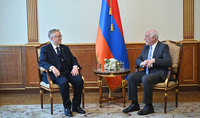 Նախագահ Վահագն Խաչատուրյանն ընդունել է Հայաստանում Կանադայի դեսպան Էնդրյու Թըրներին