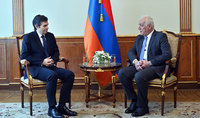 Президент Республики принял посла Греции в Армении