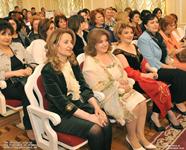 ՀՀ առաջին տիկին Ռիտա Սարգսյանի նախաձեռնությամբ կազմակերպվել է կանանց միամսյակին նվիրված տոնական համերգ եւ ընդունելություն