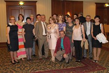 ՀՀ նախագահի տիկին Ռիտա Սարգսյանը ներկա է գտնվել հայ ականավոր նկարիչների կողմից նվիրաբերված կտավների ցուցահանդես-վաճառքին