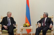 Serzh Sargsyan received the Minister of Foreign Affairs of Finland Erkki Tuomioja
