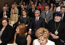 Серж Саргсян присутствовал на концерте и приеме, организованных по случаю 20-летия общеармянского фонда «Айастан»