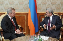 President Serzh Sargsyan received the US Senator Richard Durbin