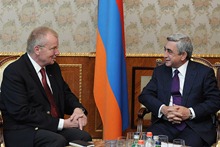 Serzh Sargsyan received the Chairman of the Foreign Relations Commission of the German Bundestag