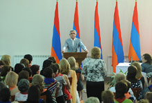 Serzh Sargsyan in Tsakhkadzor met with the representatives of the female members of the RPA