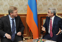 Президент Серж Саргсян принял комиссара ЕС Штефана Фюле 