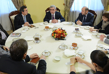Президент Серж Саргсян принял руководителей ряда российских СМИ