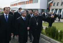 President Serzh Sargsyan participated at the opening of a new unit of the Ayb high school