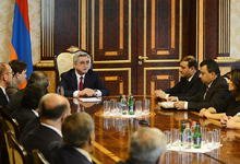 Президент Серж Саргсян встретился с представителями правления Союза общин Армении