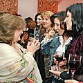 По инициативе Первой леди РА Риты Саргсян 6 апреля в концертном зале имени Арно Бабаджаняна был организован праздничный концерт и прием, посвященный месячнику женщин.