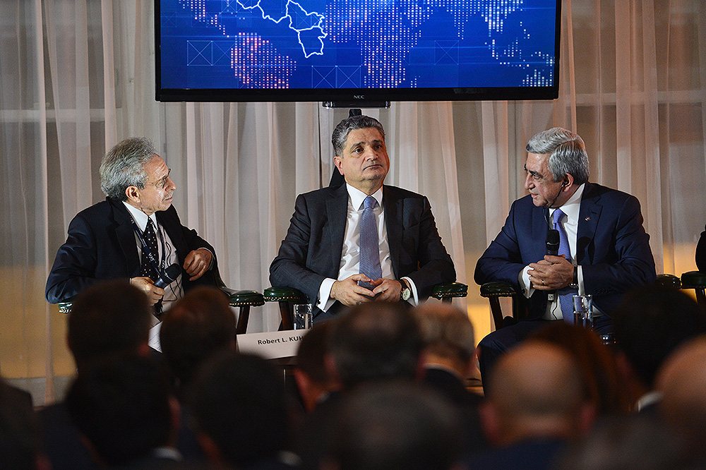 Министерства и департаменты армении. Армения форум. Армения форум. Армения экспо. Пашинян.