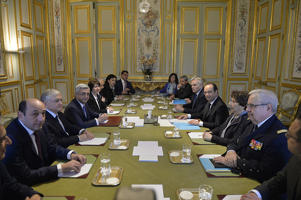 Французские переговоры. Деловые переговоры во франции. Деловые переговоры во франции. Французский стиль ведения переговоров. Деловые переговоры во франции.