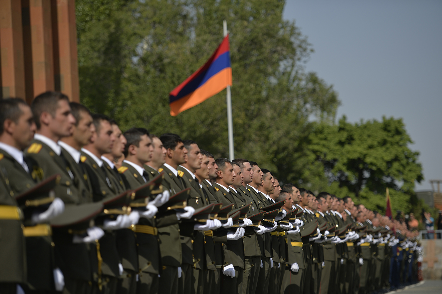 День армии Армении поздравительные. Как поздравляют в Армении с армией. Сардарапат Армения фото. Участие в военных мероприятиях