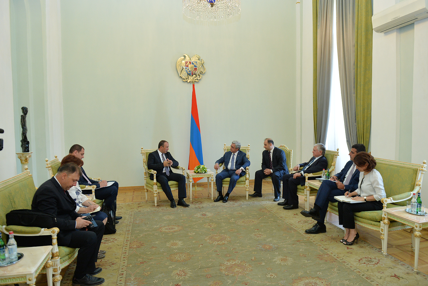 President receives Foreign Minister of Bosnia and Herzegovina Press