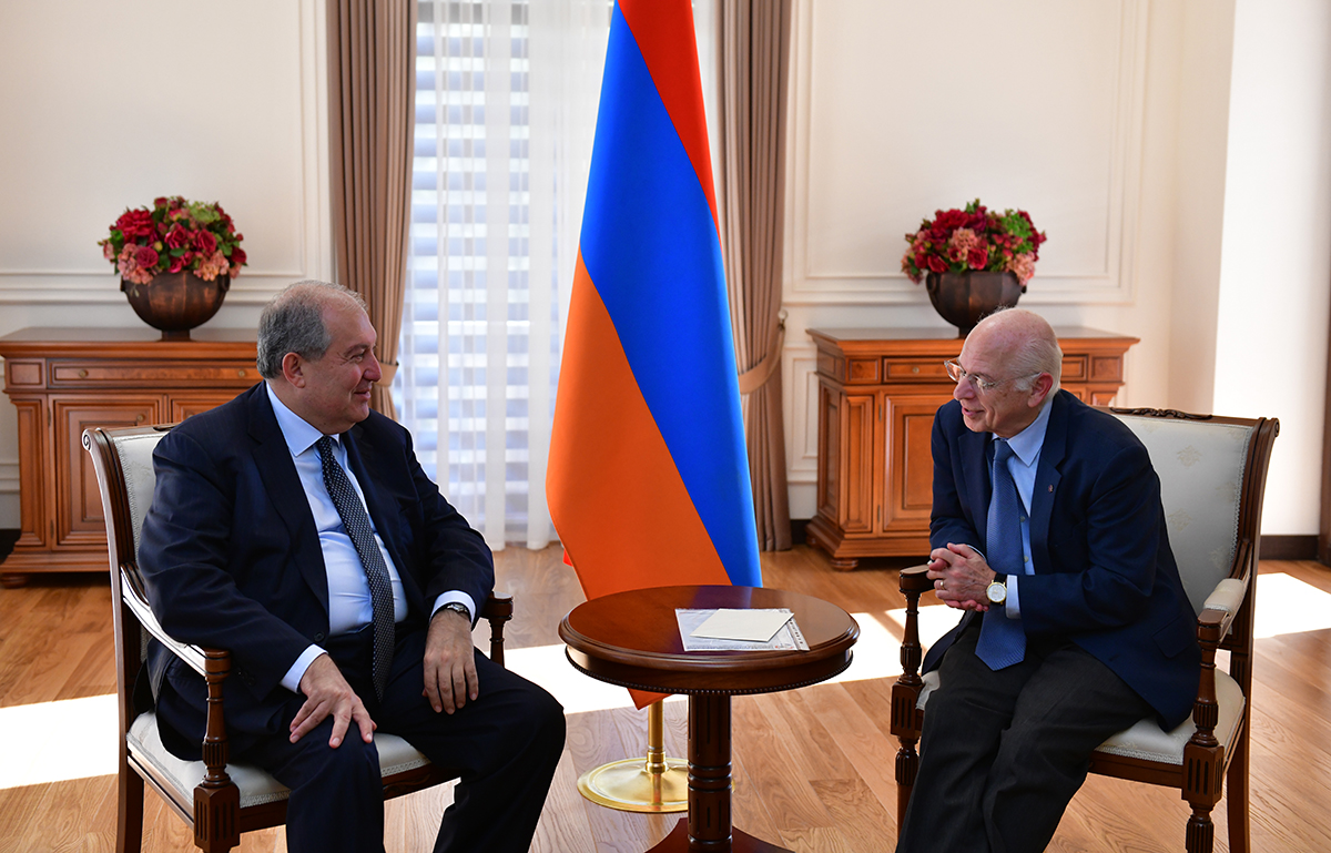 President hosted Professor John Bilezikian of Columbia University