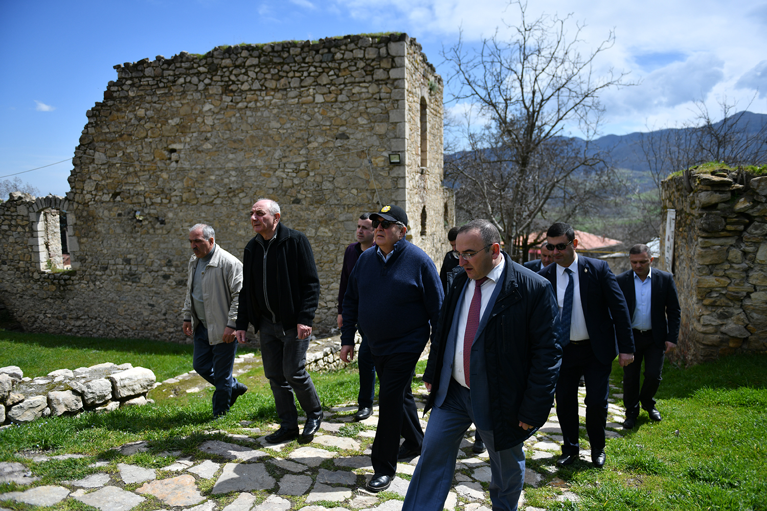 37867_b.jpg (1500&Atilde;1000)