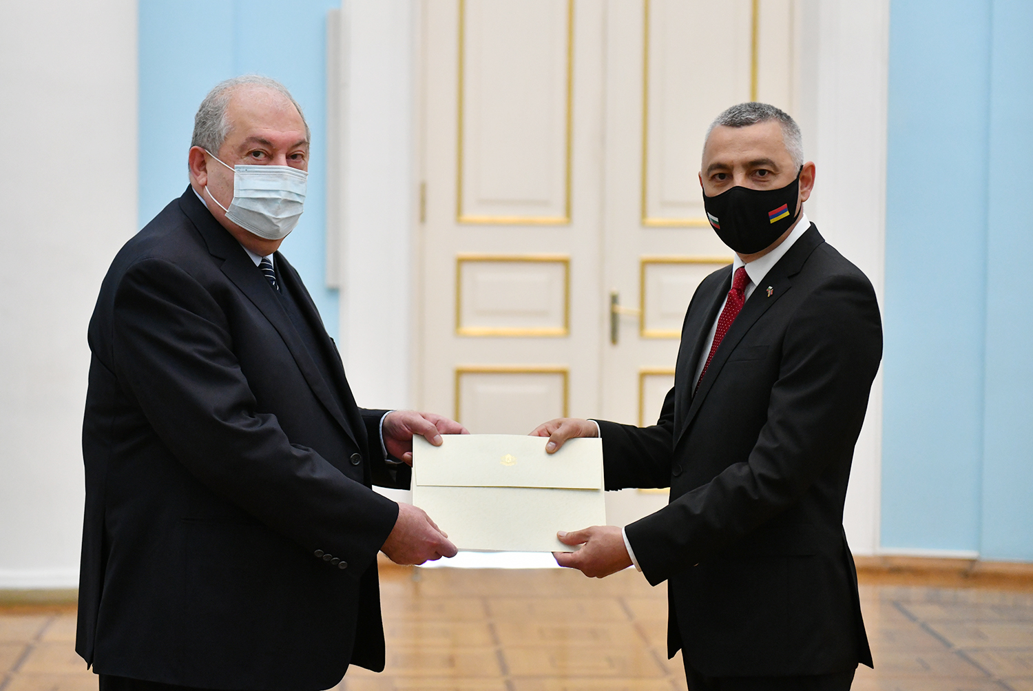 Посол болгарии. Новый посол Ирана в Армении.