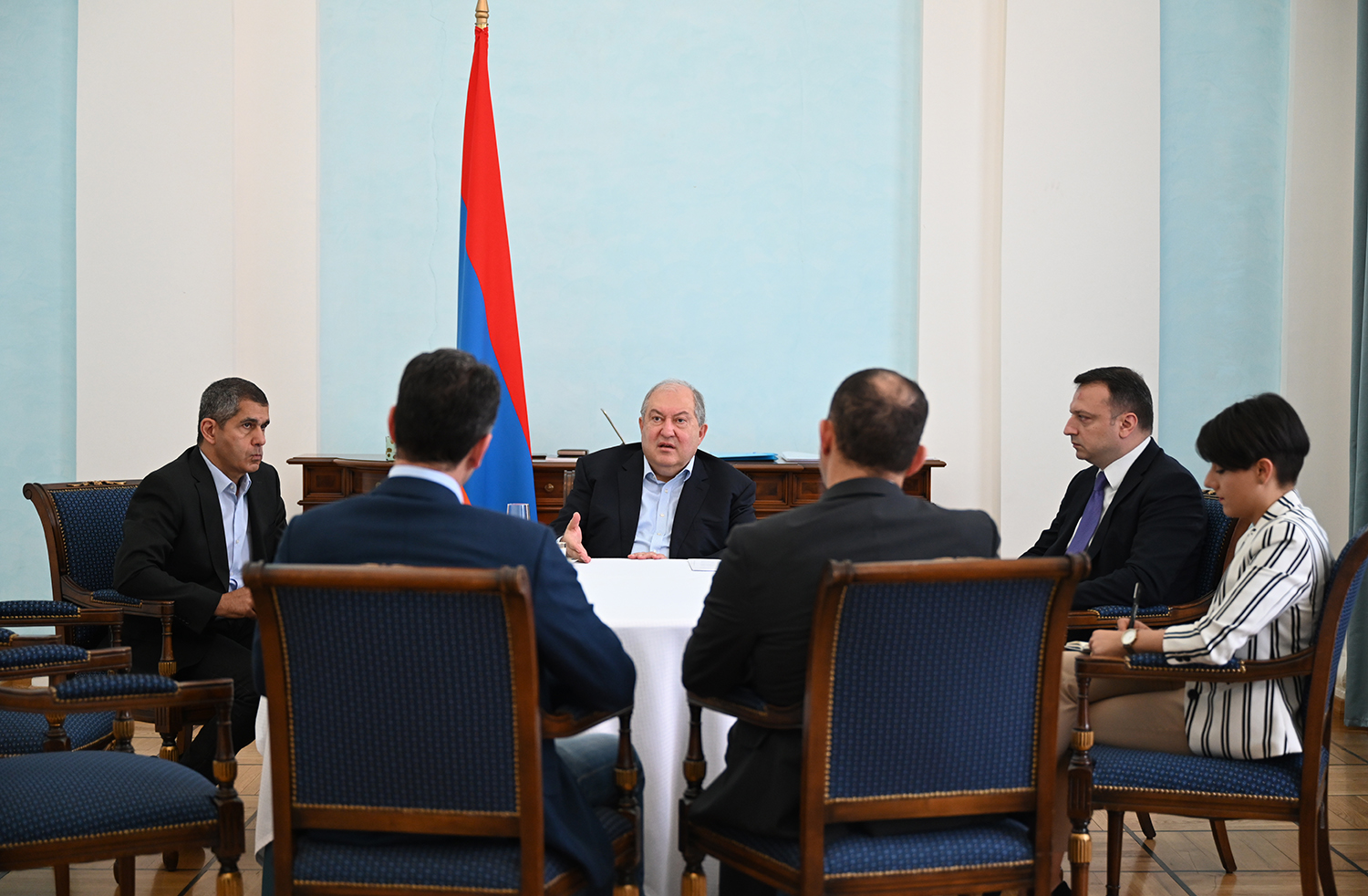 Министр высоких технологий Армения\. Armen Eganyan Министерство экономики. Армения технологии. Fast armenia