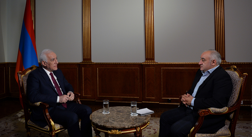 Հանրապետության նախագահ Վահագն Խաչատուրյանի հարցազրույցը Հանրային հեռուստաընկերությանը